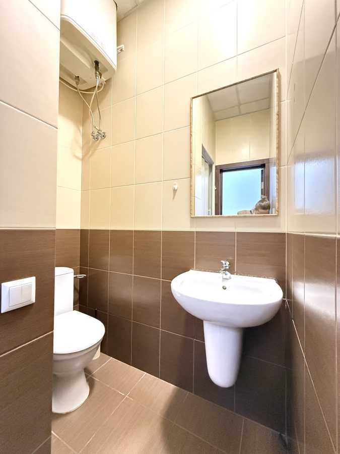 Продажа 3-комнатной квартиры 74 м², Большая Васильковская ул., 126