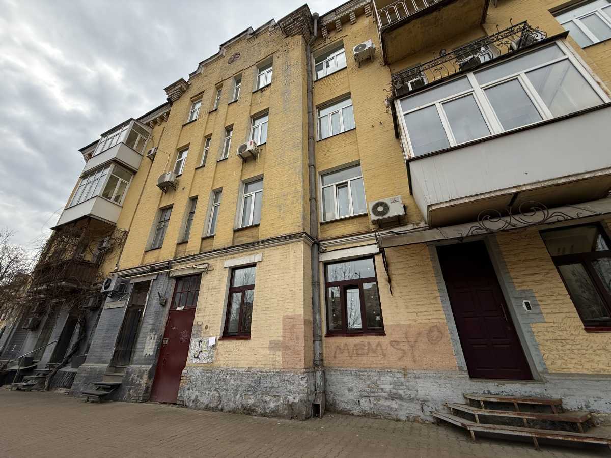 Продажа 3-комнатной квартиры 74 м², Большая Васильковская ул., 126