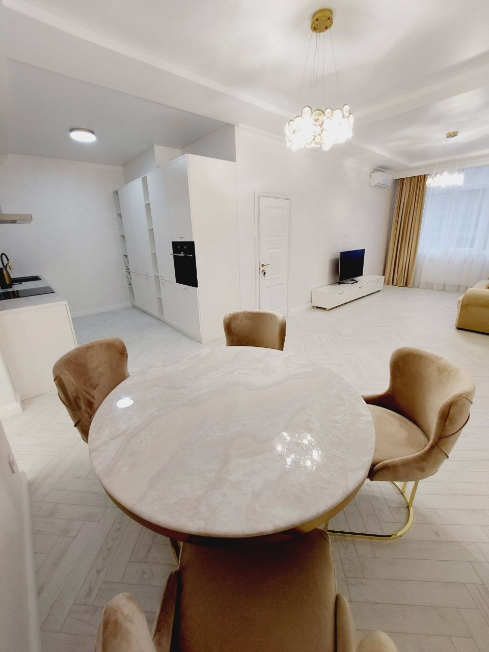 Оренда 1-кімнатної квартири 70 м², Шевченко просп., 31