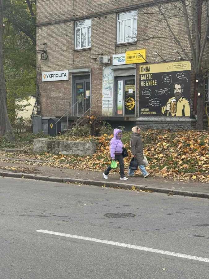 Продажа другого торгового помещения 75 м², Овручская ул., 17