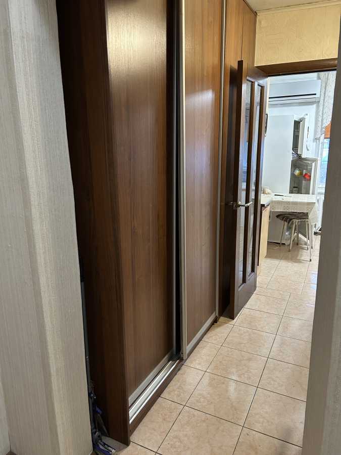 Продаж 1-кімнатної квартири 43 м², Петропавлівська вул., 6