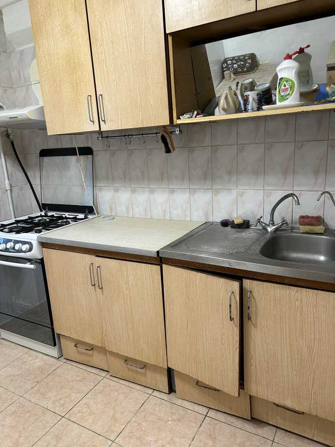 Продаж 1-кімнатної квартири 43 м², Петропавлівська вул., 6