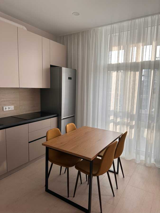 Аренда 1-комнатной квартиры 40 м², Николая Гулака ул., 2А