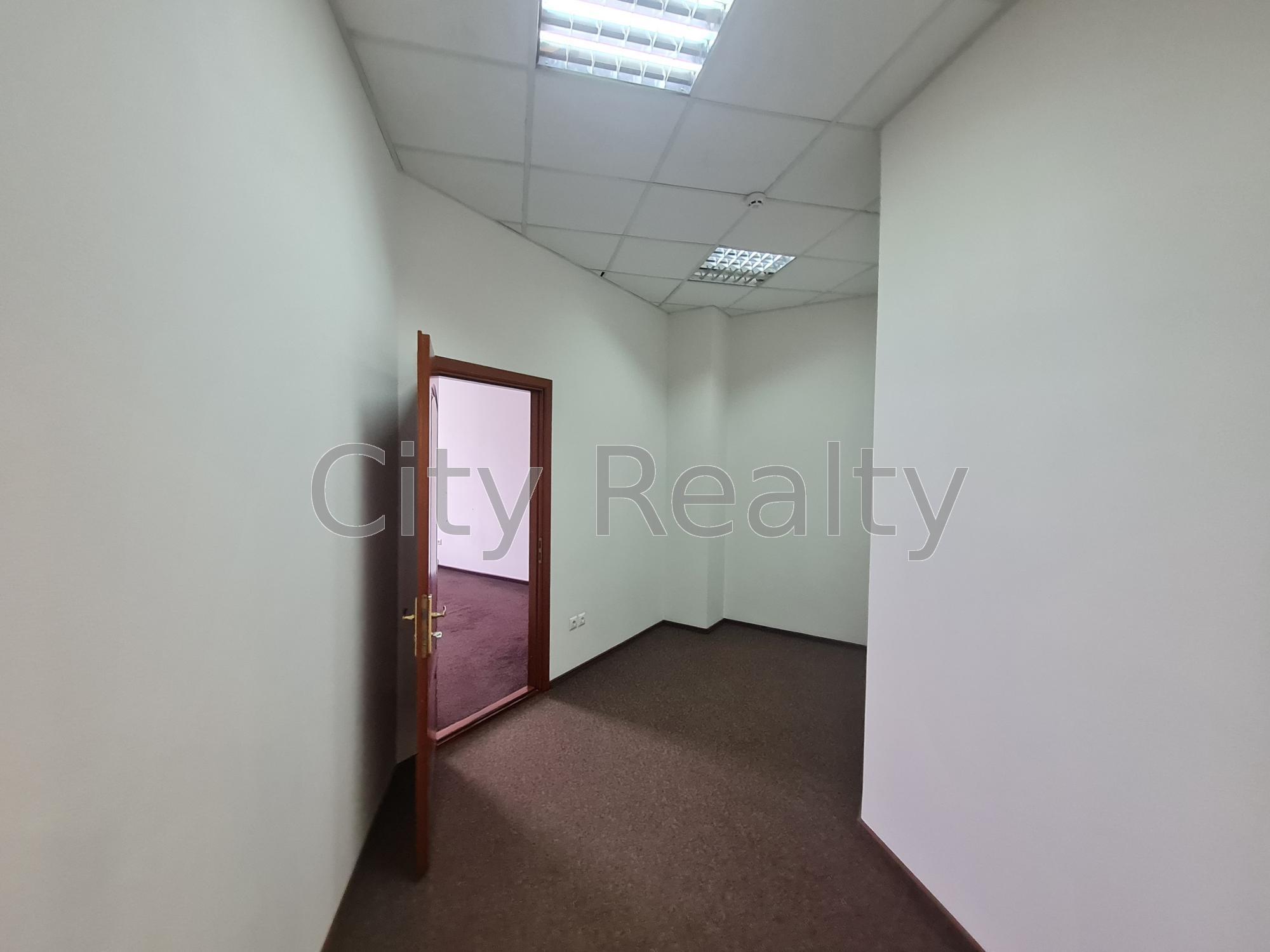 Оренда офісу 232 м², Вікентія Хвойки вул., 18/14