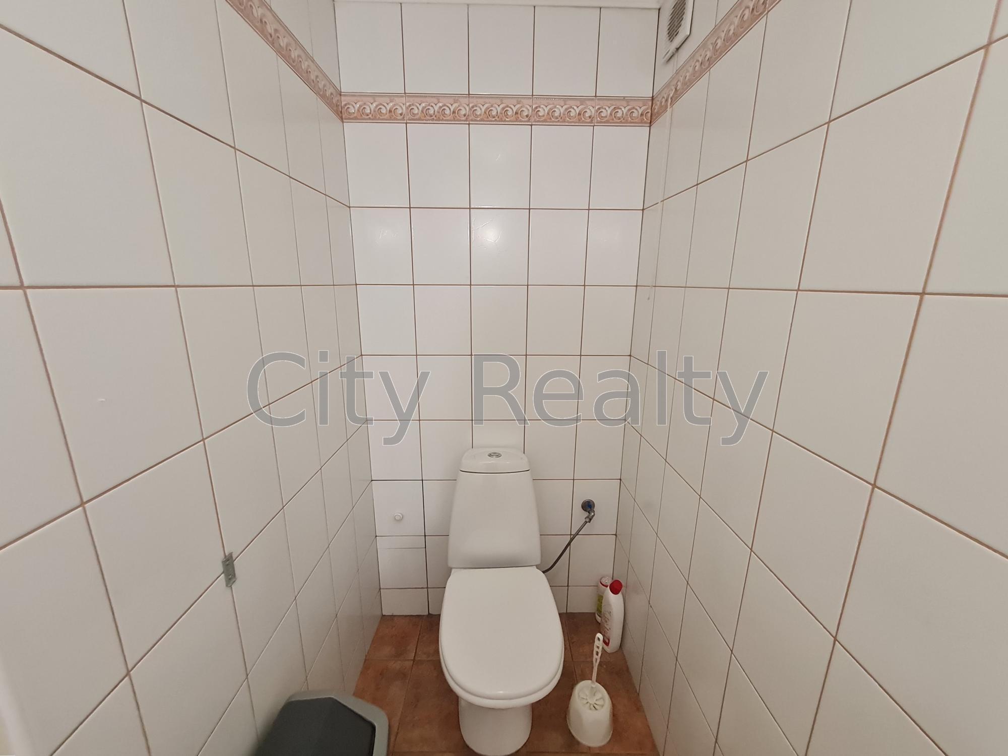 Оренда офісу 232 м², Вікентія Хвойки вул., 18/14