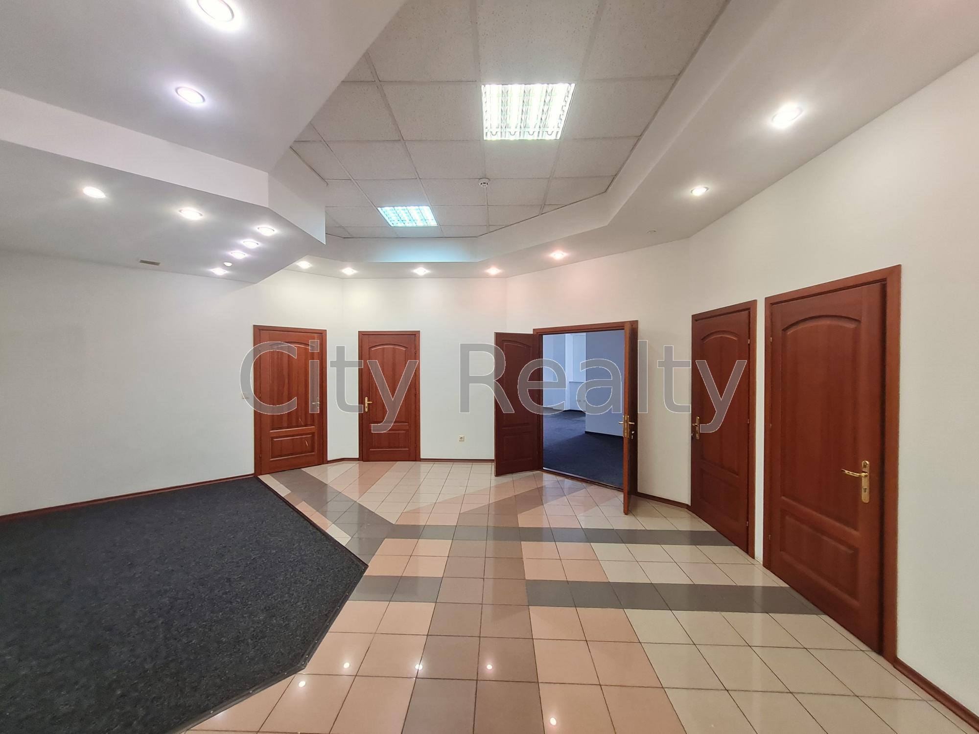 Оренда офісу 232 м², Вікентія Хвойки вул., 18/14