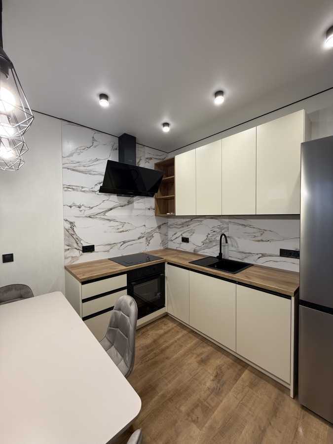 Оренда 1-кімнатної квартири 46 м², Чубинського вул., 15