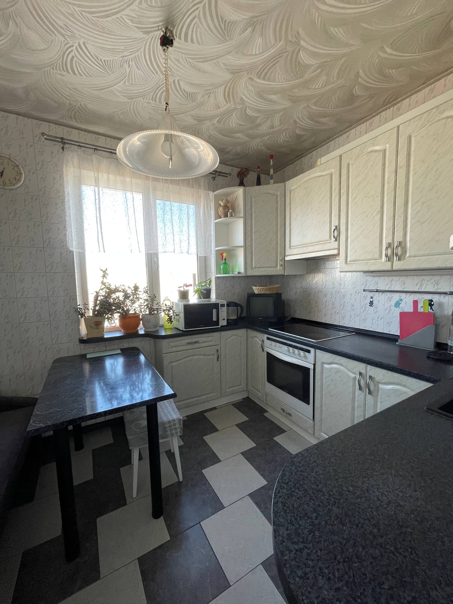 Аренда 3-комнатной квартиры 73 м², Ревуцкого ул., 10/2