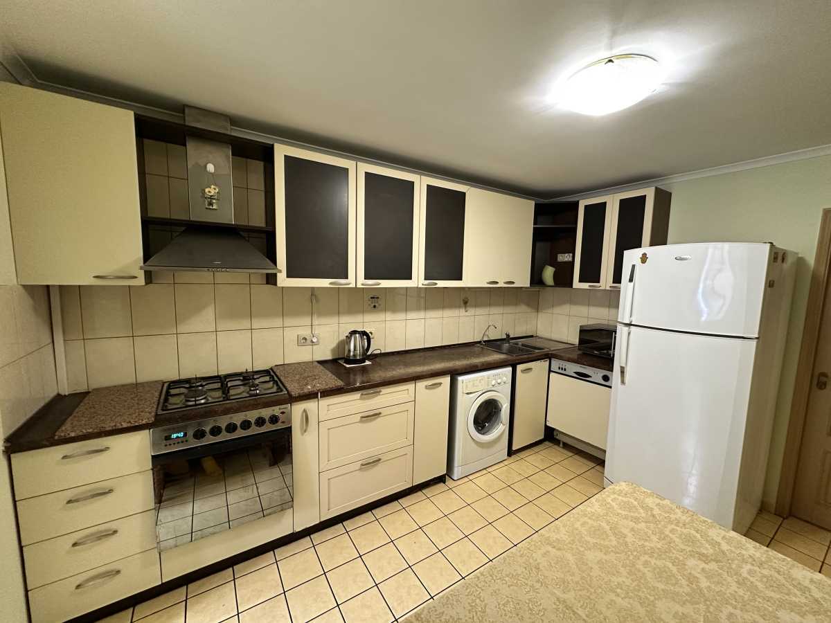 Аренда 3-комнатной квартиры 105 м², Михаила Донца ул., Ломоносова, 34/1А