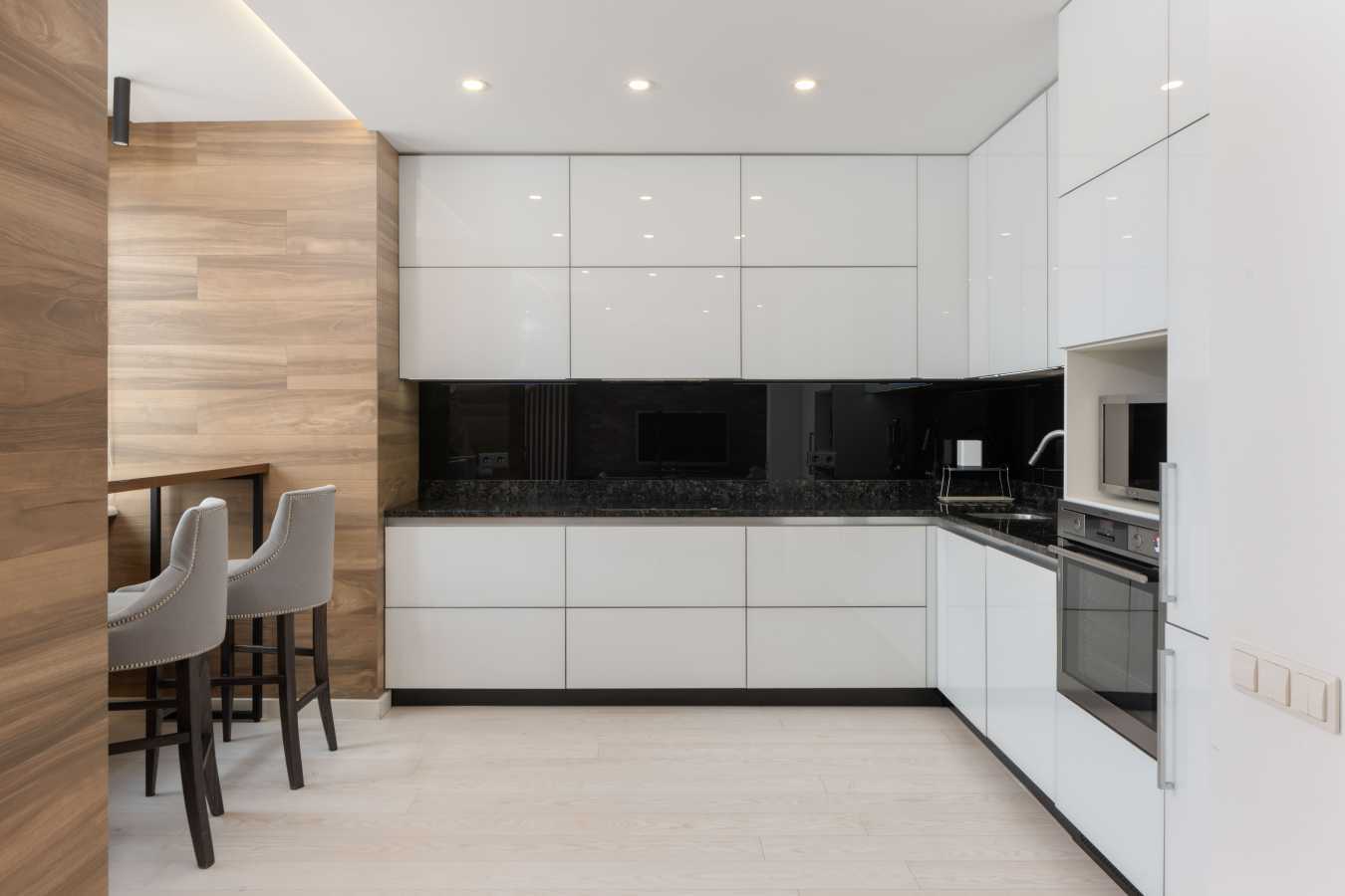 Аренда 4-комнатной квартиры 136 м², Княжий Затон ул., 21