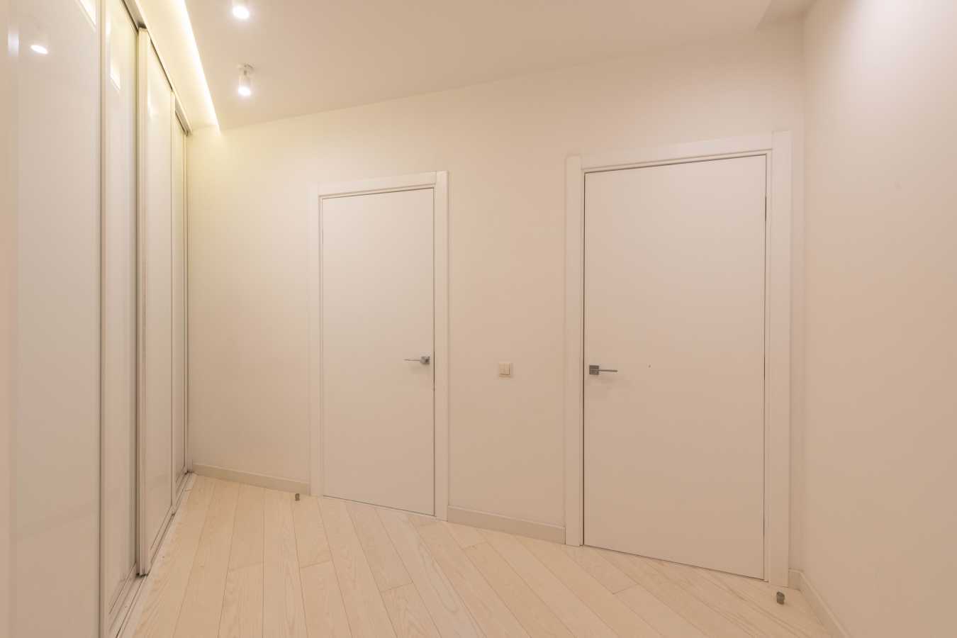 Аренда 4-комнатной квартиры 136 м², Княжий Затон ул., 21