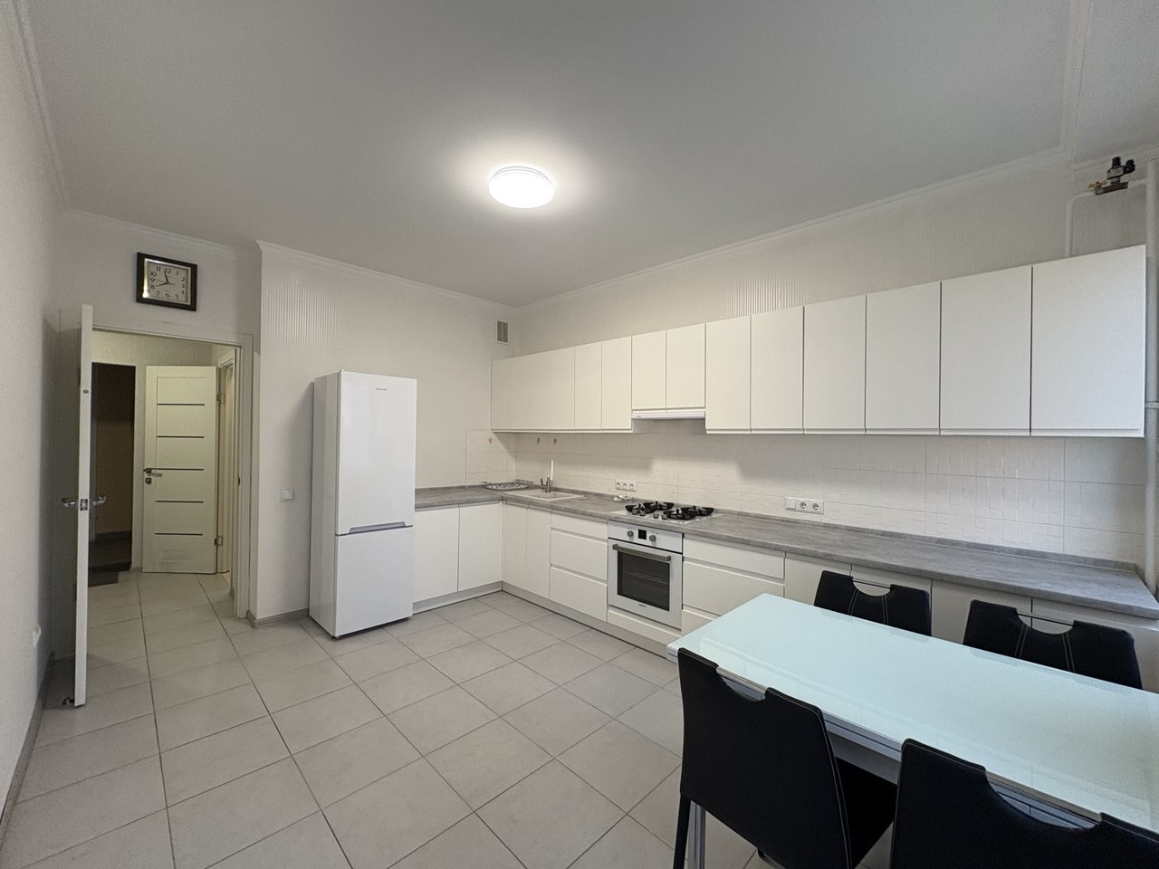 Оренда 2-рівневої квартири 73 м², Клавдіївська вул., 40А