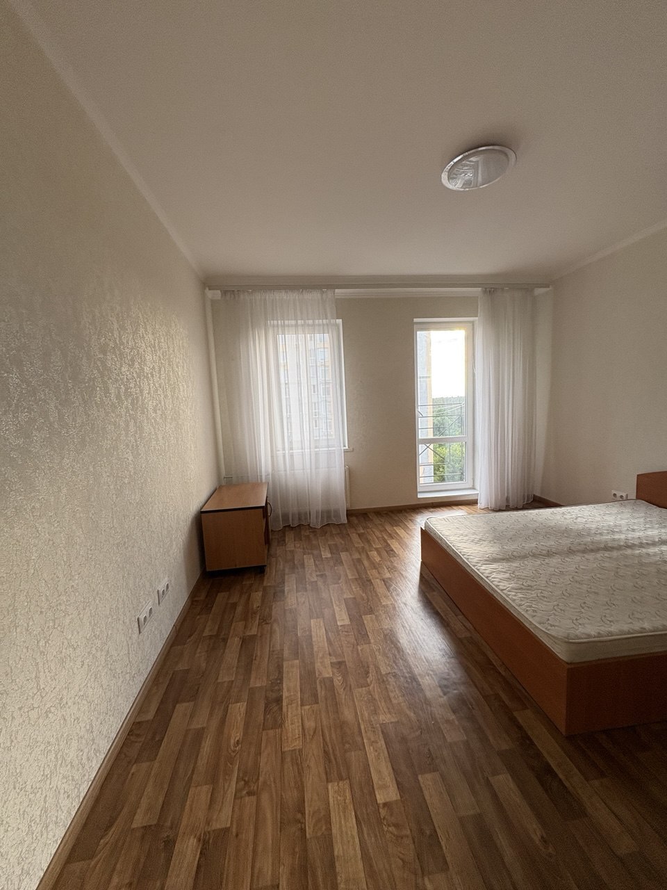 Оренда 2-рівневої квартири 73 м², Клавдіївська вул., 40А