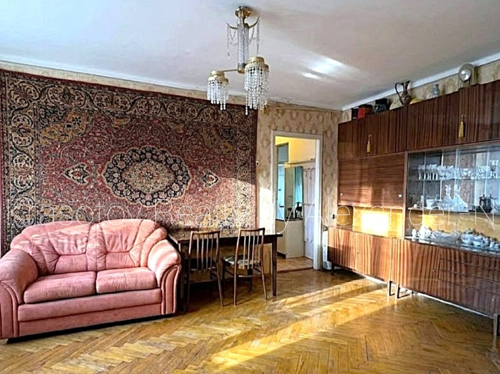 Продажа 3-комнатной квартиры 64 м², Ботанический пер., 2