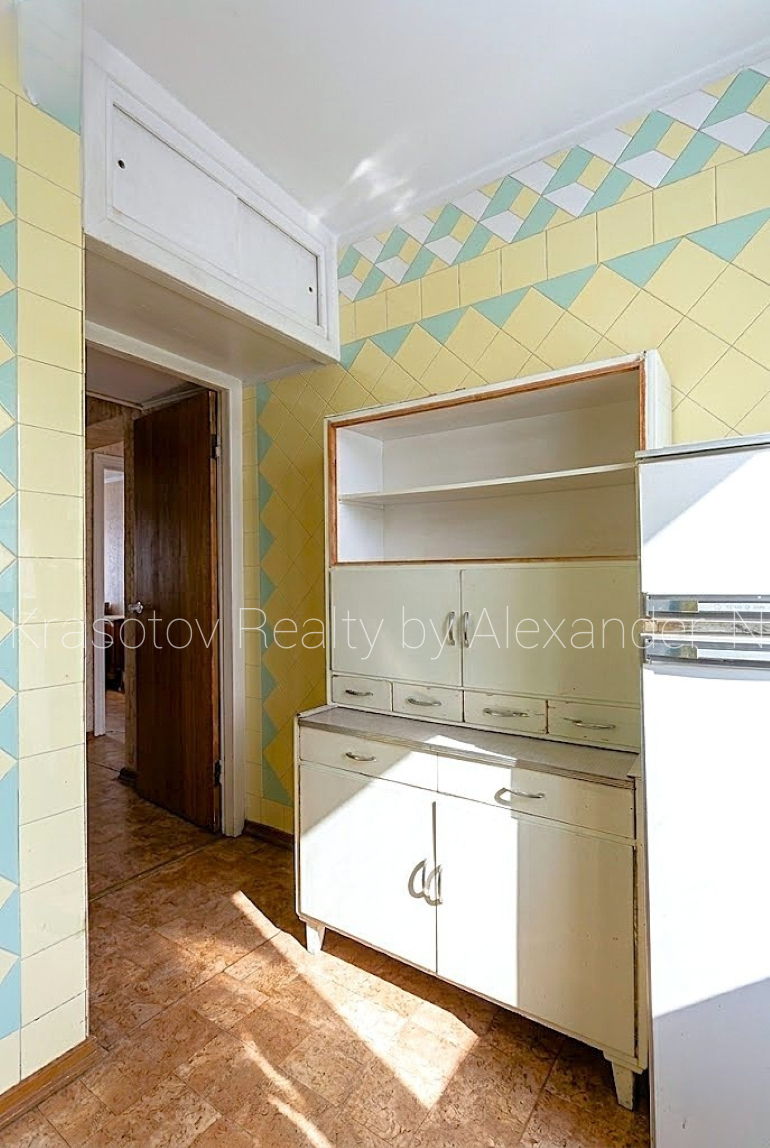 Продажа 3-комнатной квартиры 64 м², Ботанический пер., 2