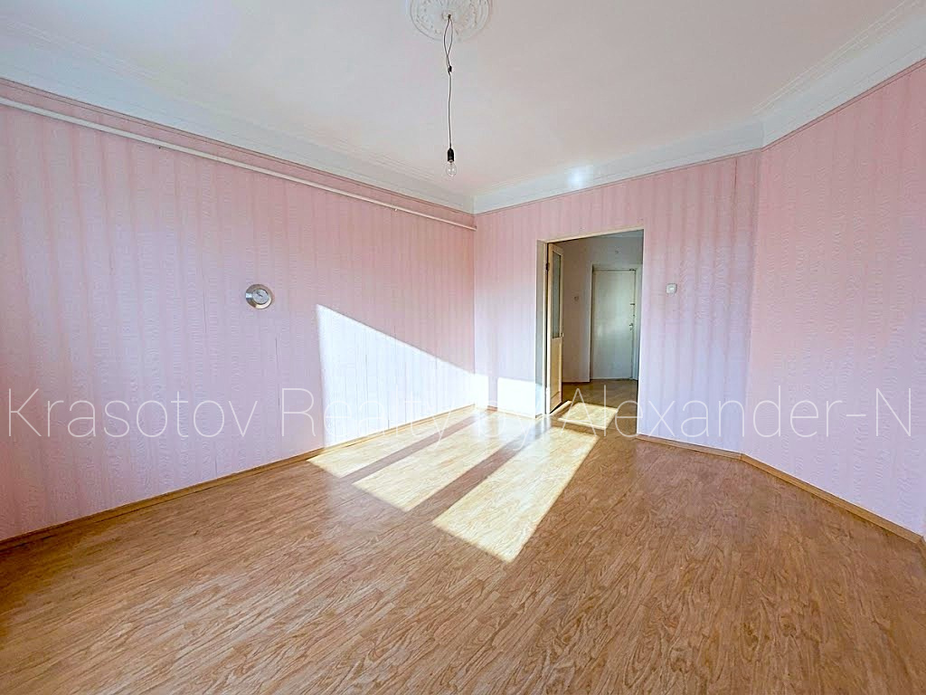 Продаж 3-кімнатної квартири 112 м², Еврейская вул., 36