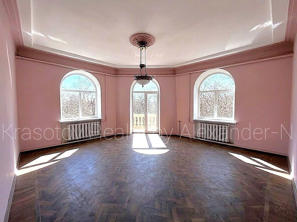 Продаж 3-кімнатної квартири 112 м², Еврейская вул., 36