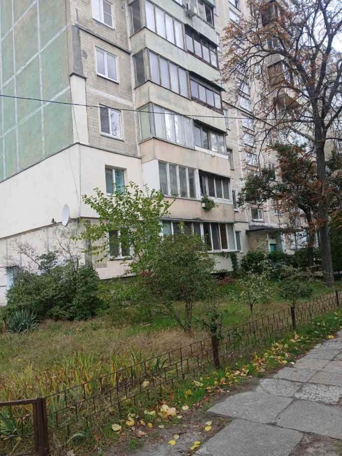 Продажа 2-комнатной квартиры 48.7 м², Игоря Шамо бул., 20
