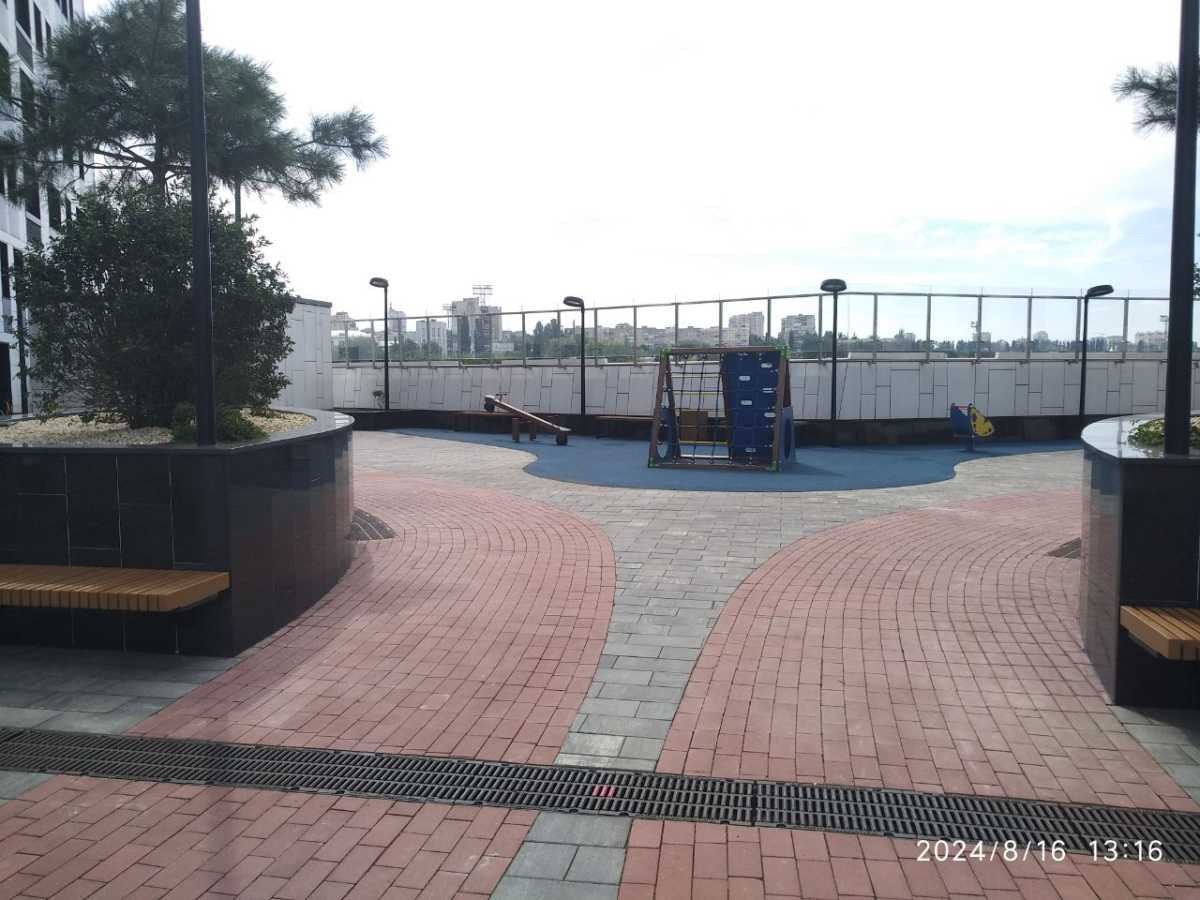 Аренда 3-комнатной квартиры 53 м², Берестейський, 11