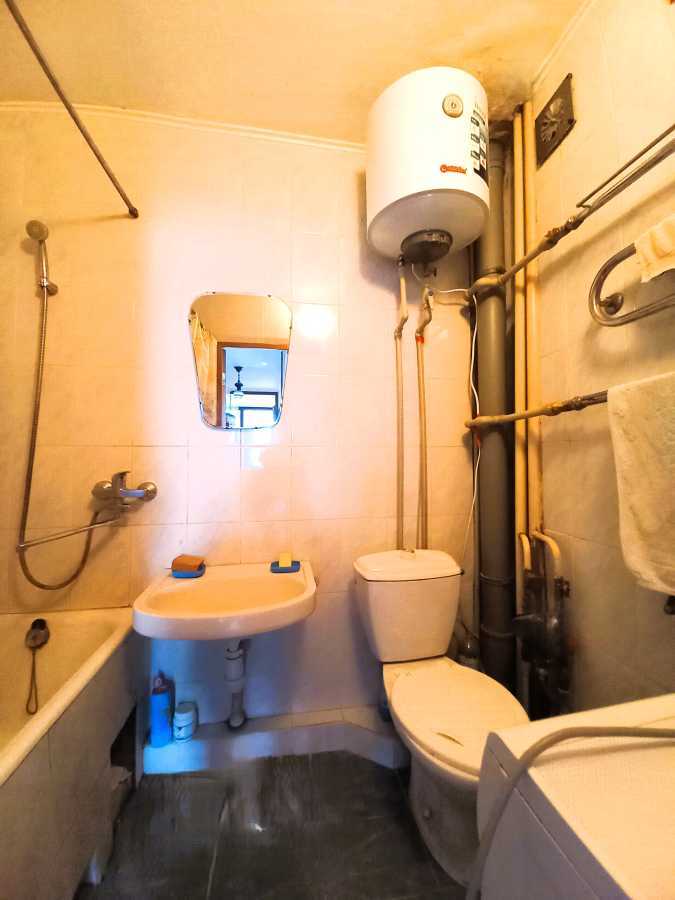 Продажа 3-комнатной квартиры 58 м², Янтарная ул., 71