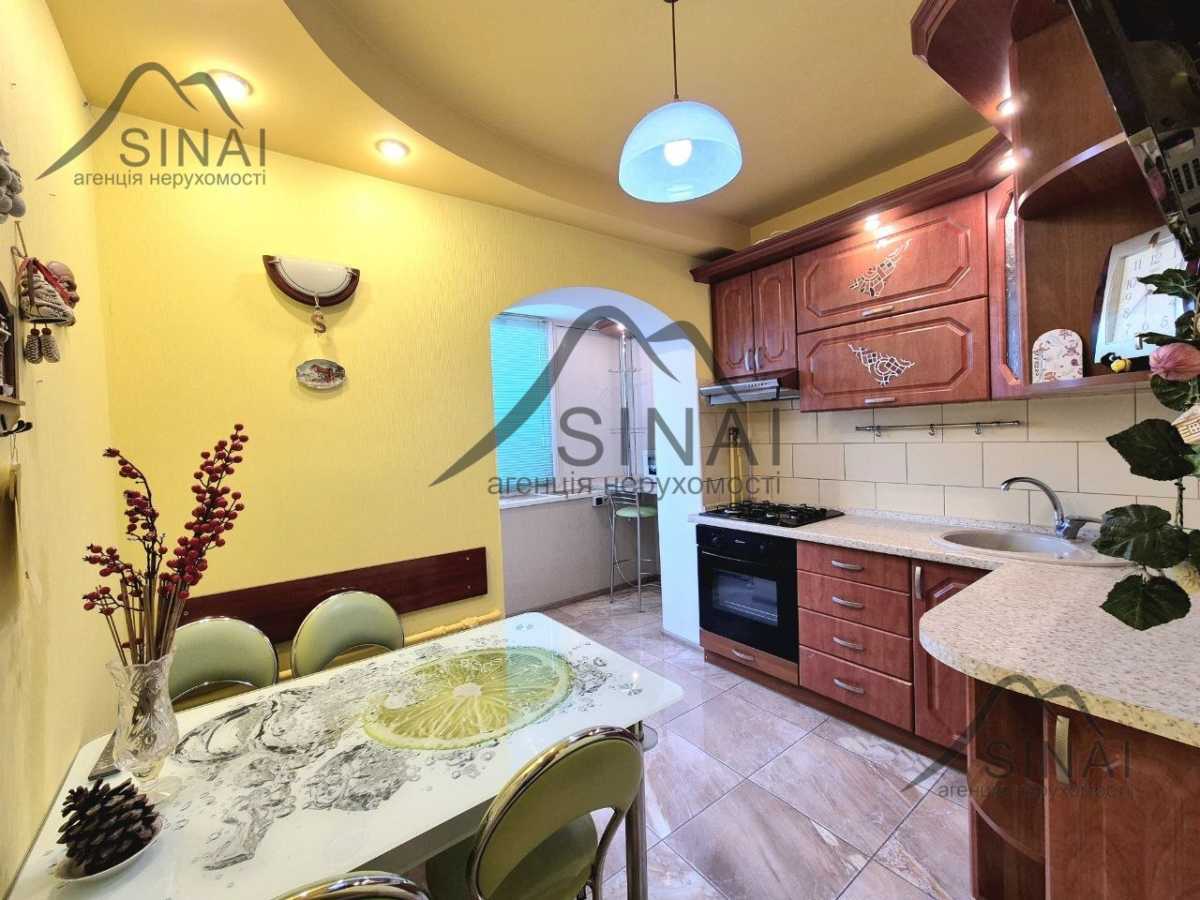 Продажа 3-комнатной квартиры 67 м², Академика Курчатова ул., 6