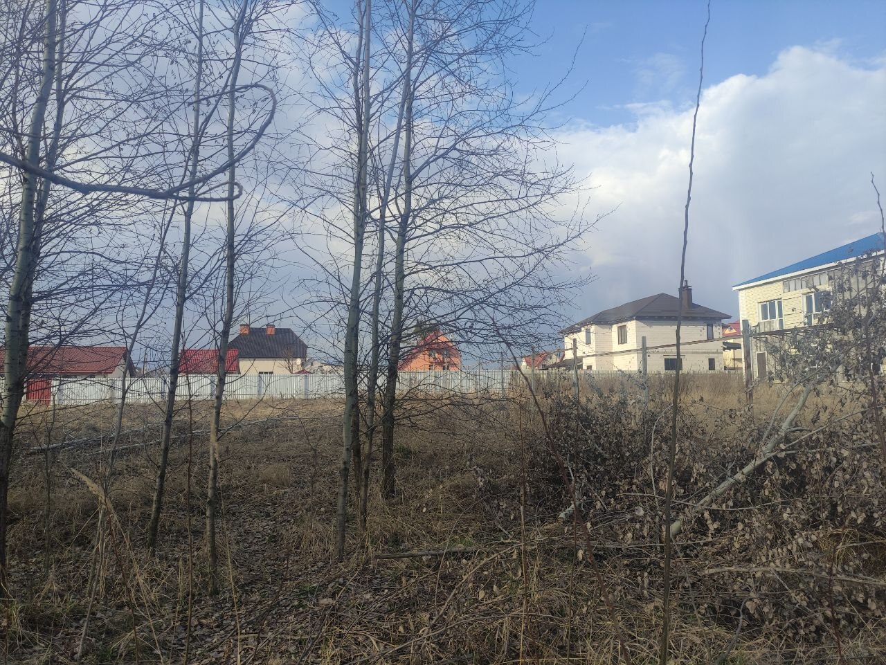 Продаж ділянки під індивідуальне житлове будівництво 18 соток