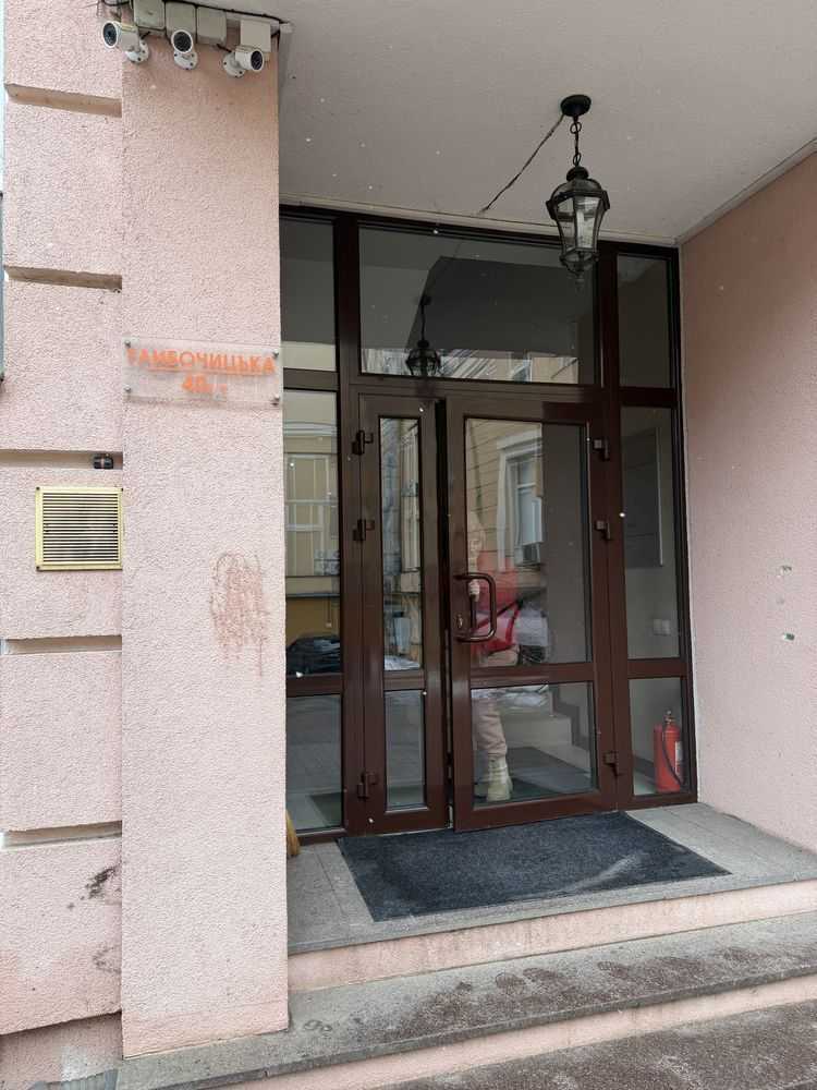 Продаж офісу 74 м², Глибочицька вул., 40