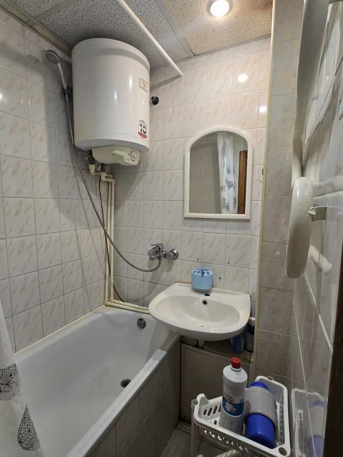 Продаж 2-кімнатної квартири 47 м², Академіка Вернадського бул., 73