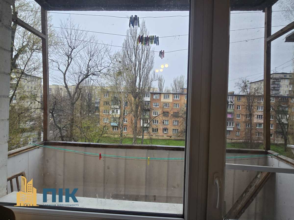 Продаж 2-кімнатної квартири 47 м², Академіка Вернадського бул., 73