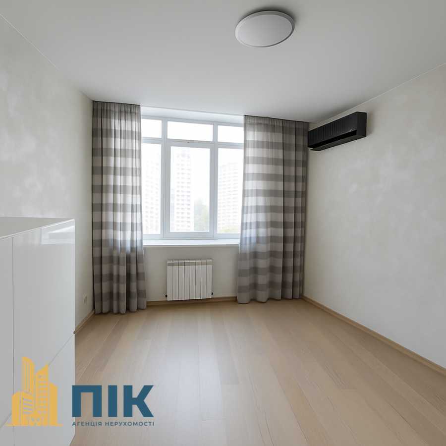 Продажа 3-комнатной квартиры 125 м², Героев Сталинграда просп., 2Д