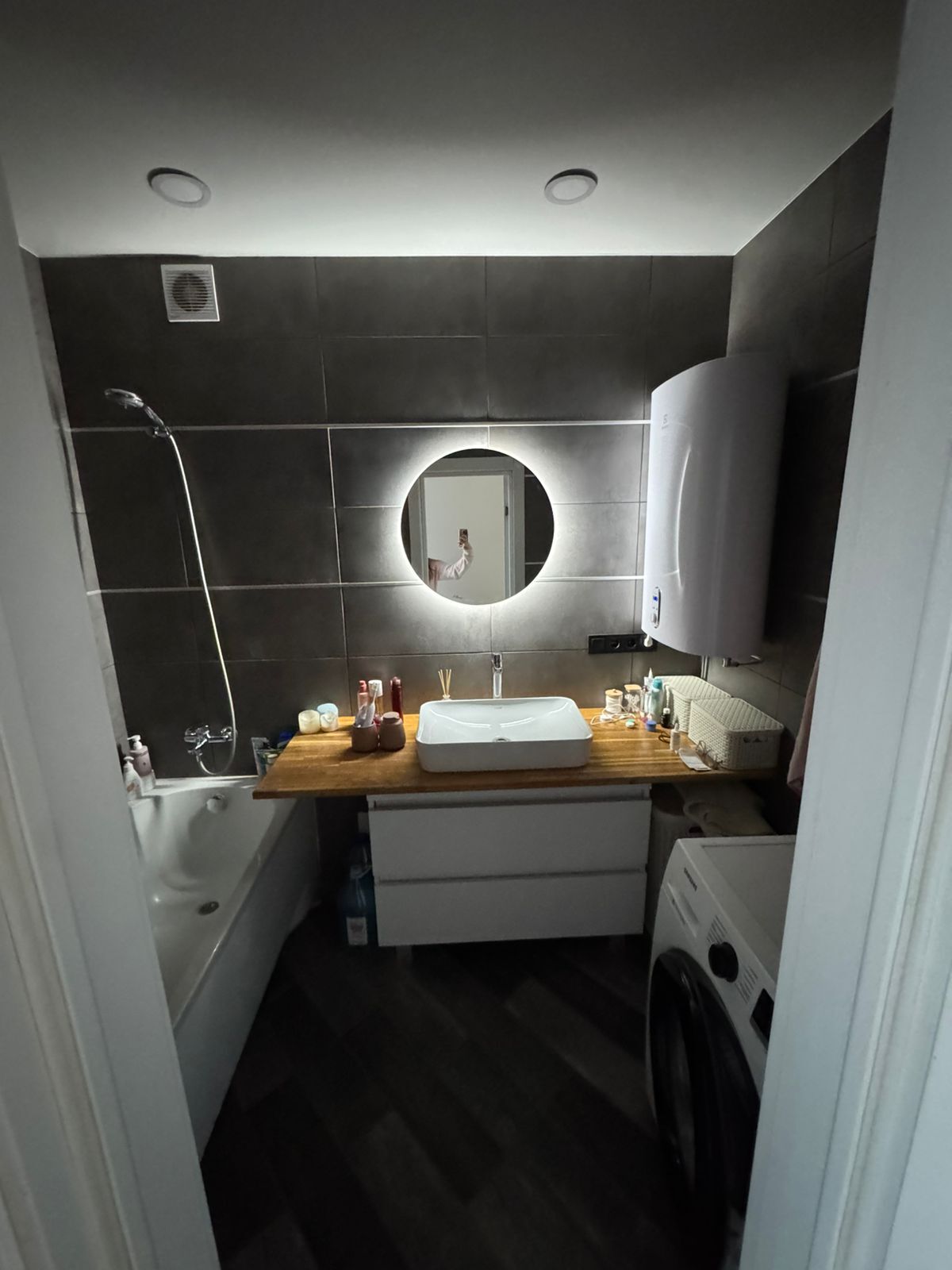 Продаж 2-кімнатної квартири 70 м²