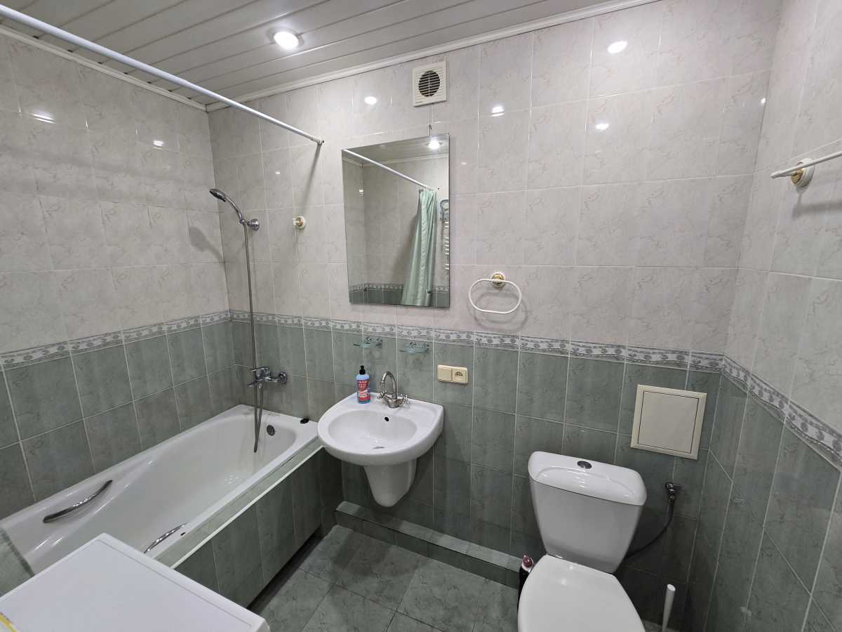 Продажа 2-комнатной квартиры 64.4 м², Дружбы Народов бул., 10А