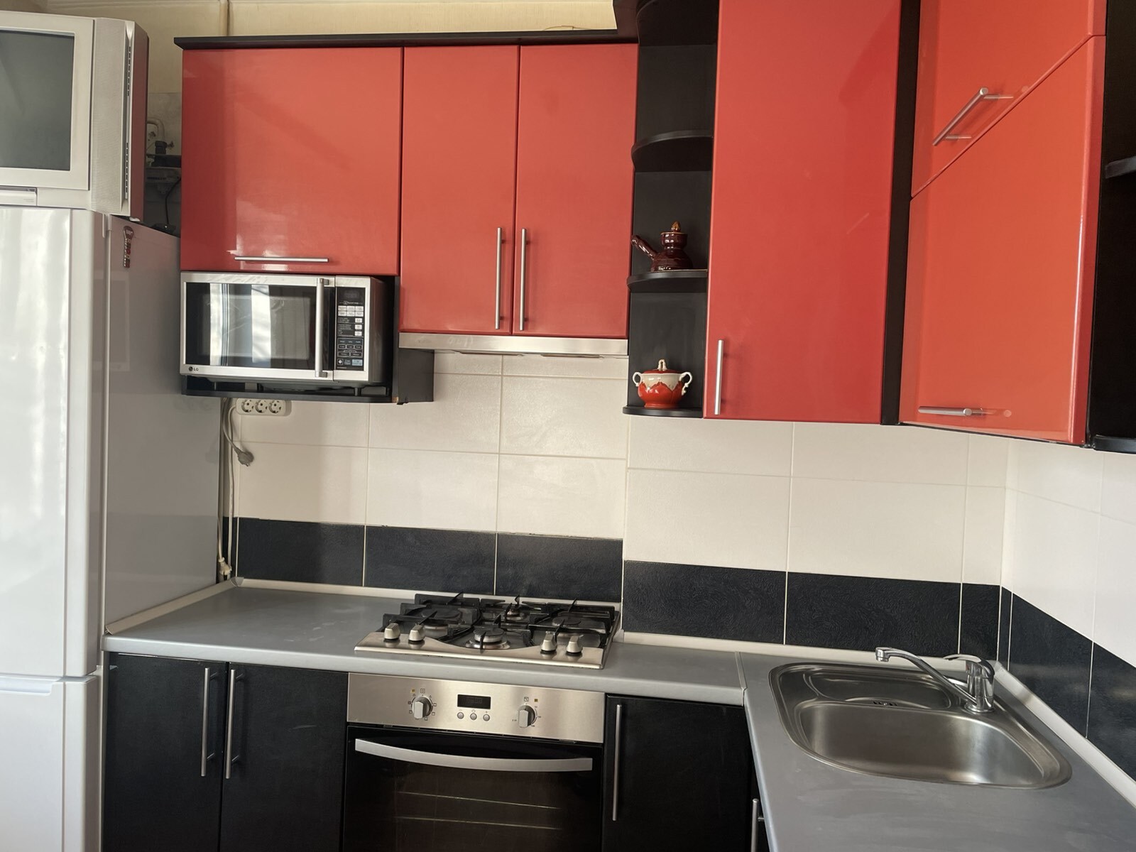 Аренда 1-комнатной квартиры 54 м², Ивана Мазепы ул.