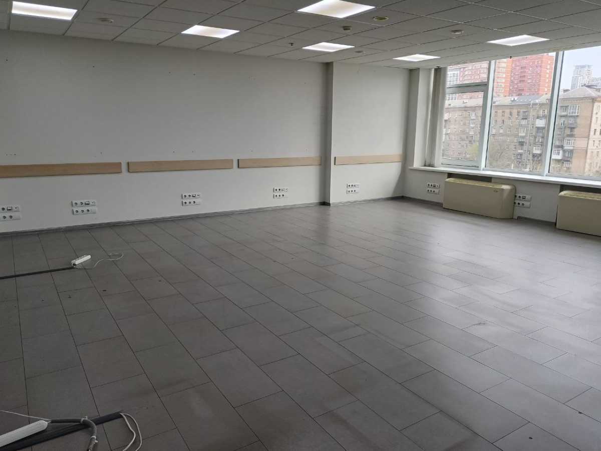 Оренда офісу 137 м², Володимира Антоновича вул., 172