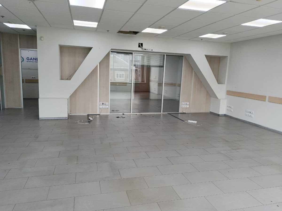 Оренда офісу 137 м², Володимира Антоновича вул., 172