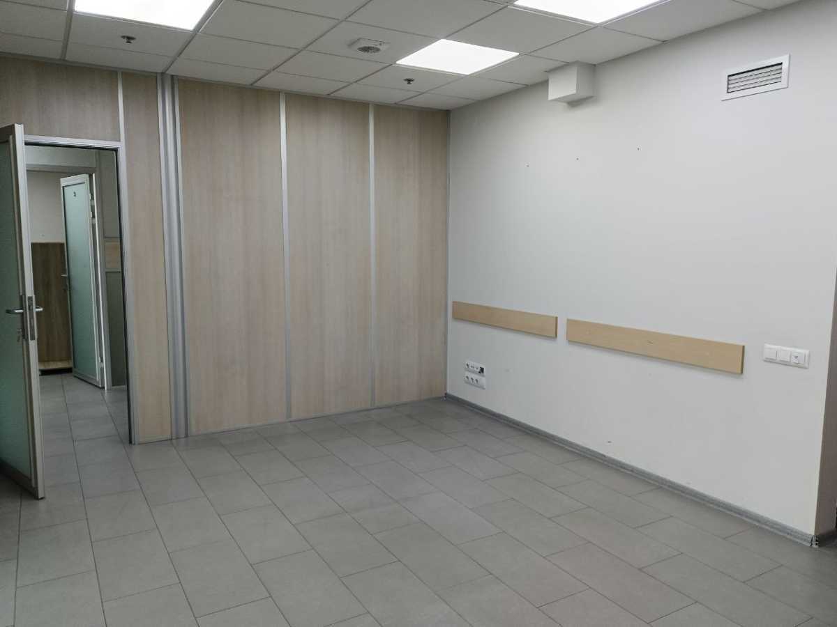 Оренда офісу 137 м², Володимира Антоновича вул., 172