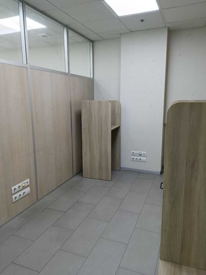 Оренда офісу 137 м², Володимира Антоновича вул., 172