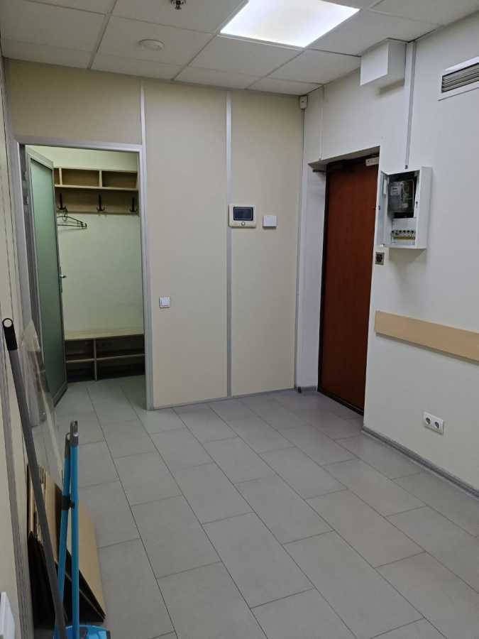 Оренда офісу 137 м², Володимира Антоновича вул., 172