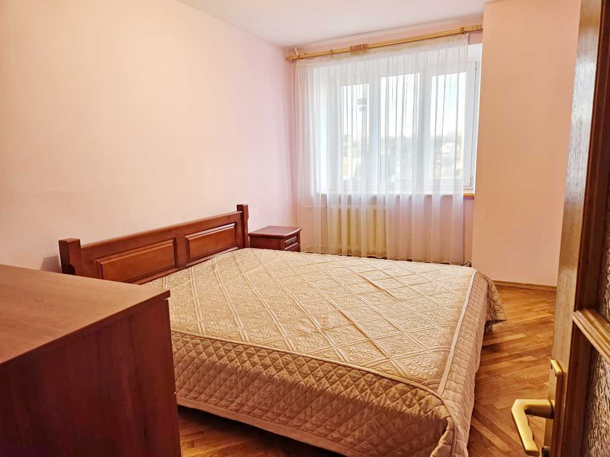 Оренда 3-кімнатної квартири 72 м², Валерія Лобановського просп., 128