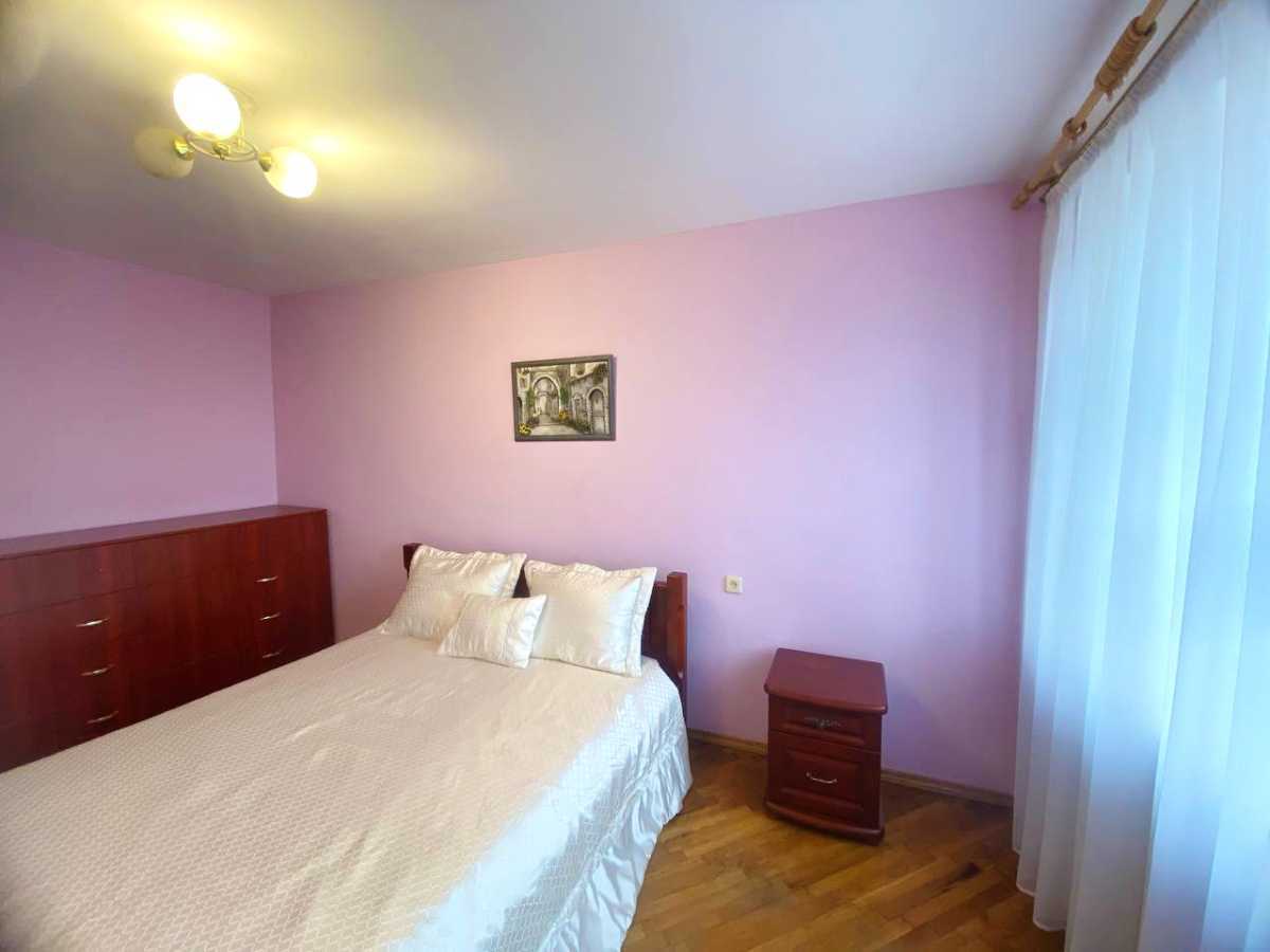 Оренда 3-кімнатної квартири 72 м², Валерія Лобановського просп., 128