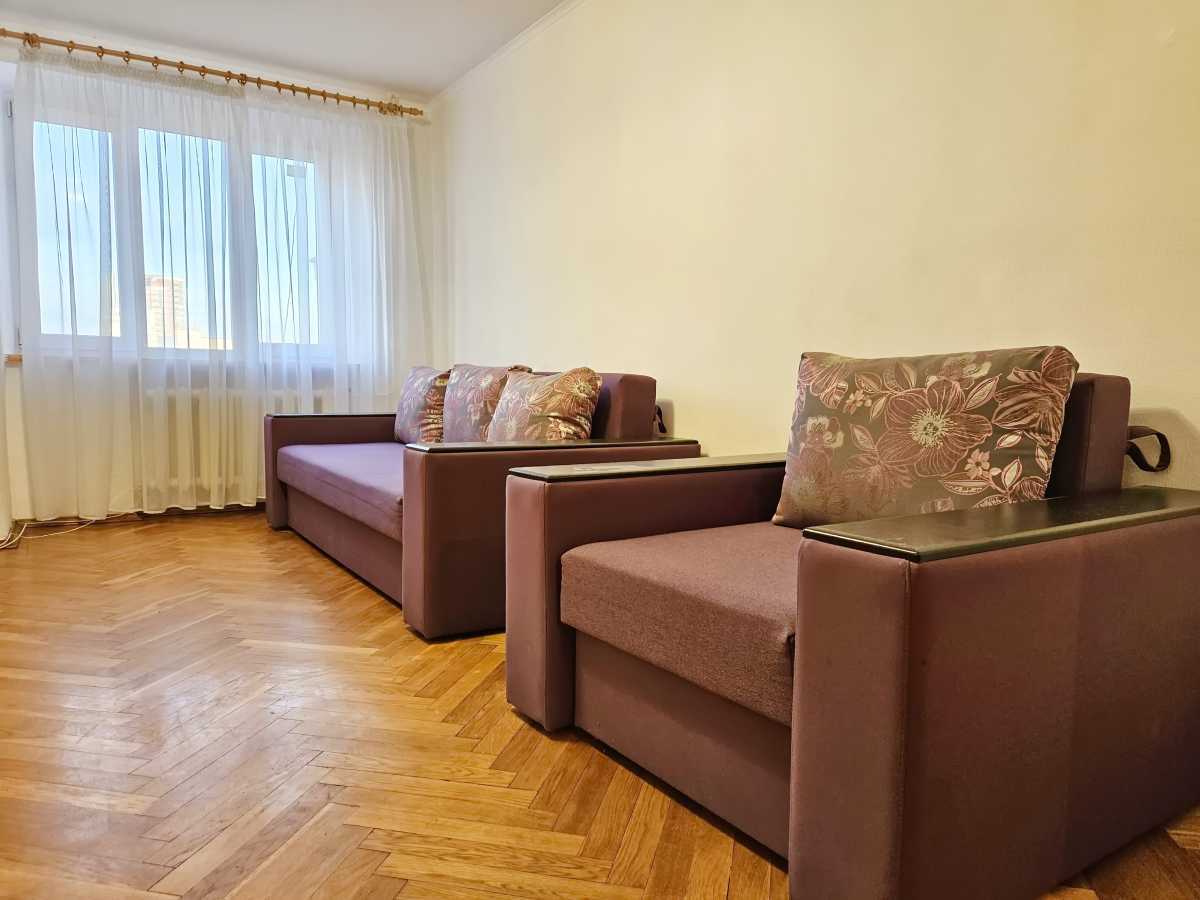 Оренда 3-кімнатної квартири 72 м², Валерія Лобановського просп., 128