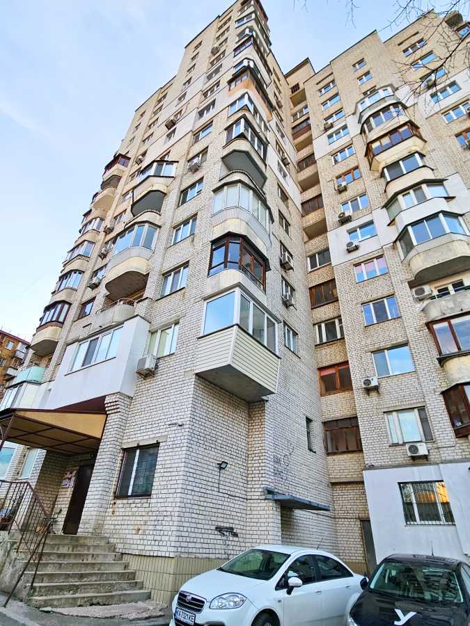 Оренда 3-кімнатної квартири 72 м², Валерія Лобановського просп., 128