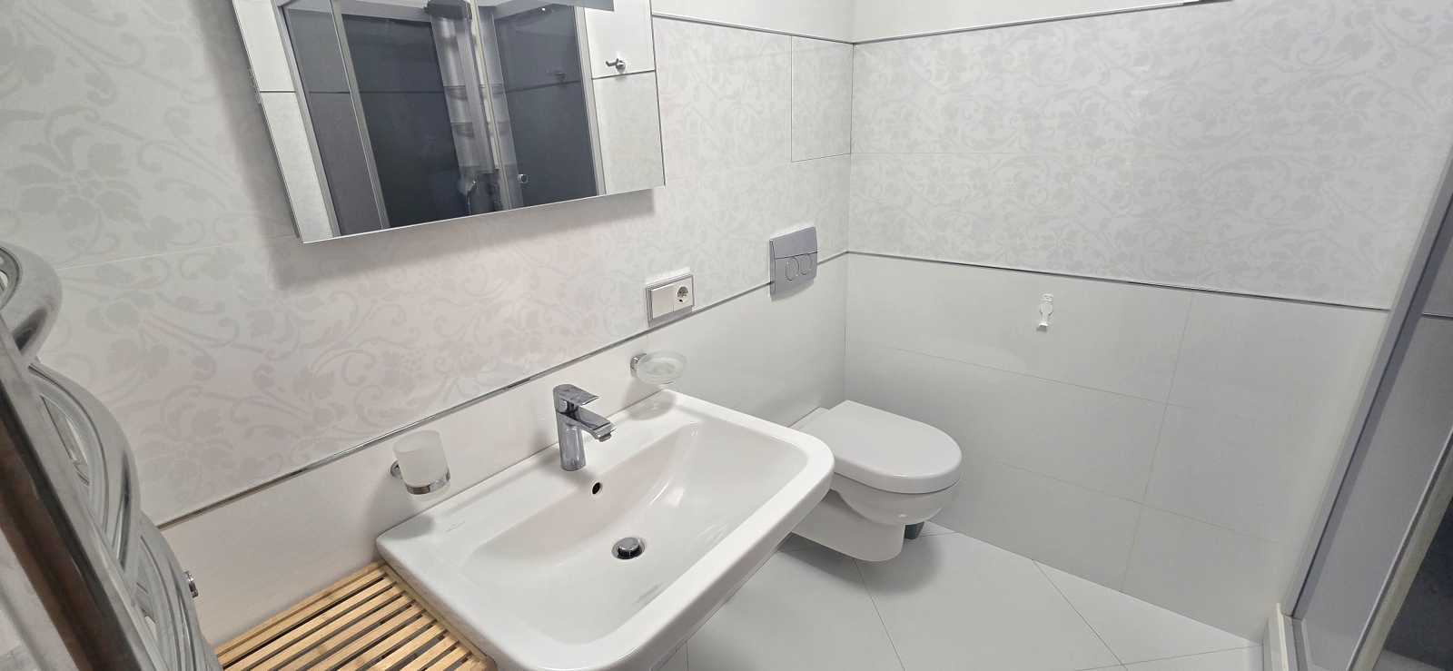 Аренда 1-комнатной квартиры 47 м², Дмитриевская ул., 82