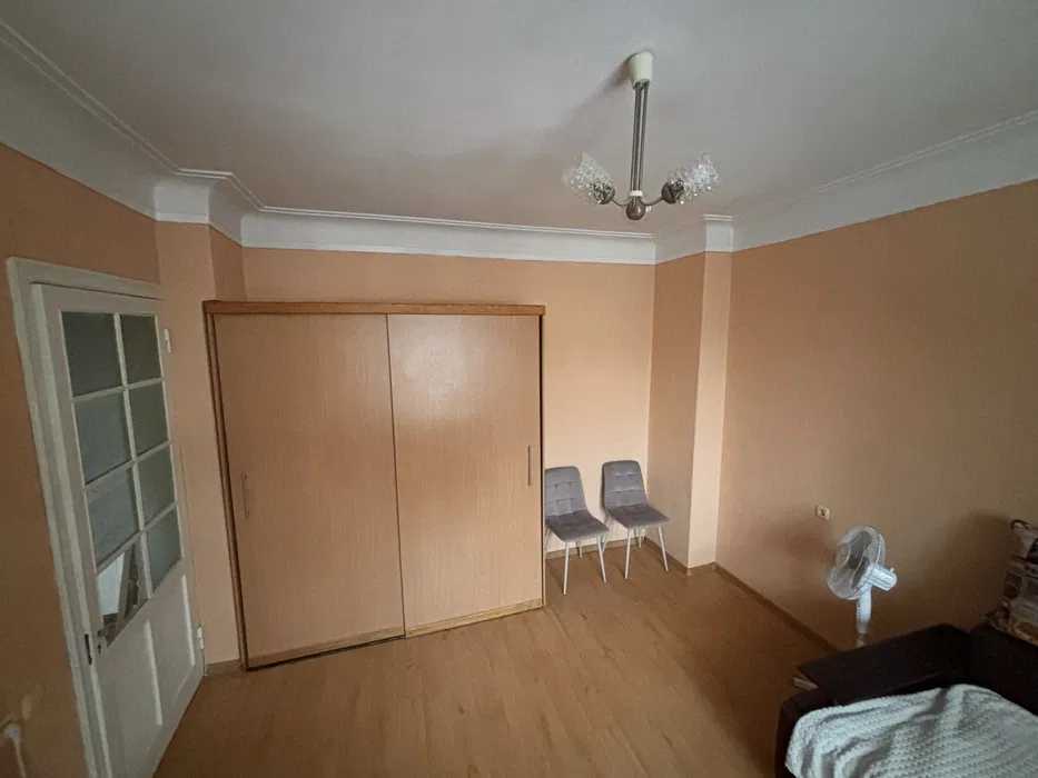 Продажа 1-комнатной квартиры 30.4 м², Деніса Котенко, 1