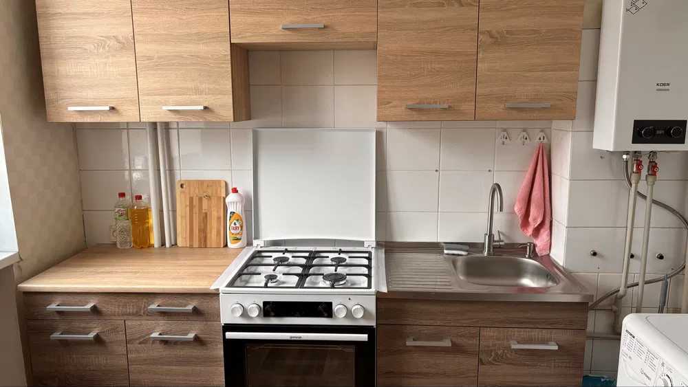 Продажа 1-комнатной квартиры 30.4 м², Деніса Котенко, 1