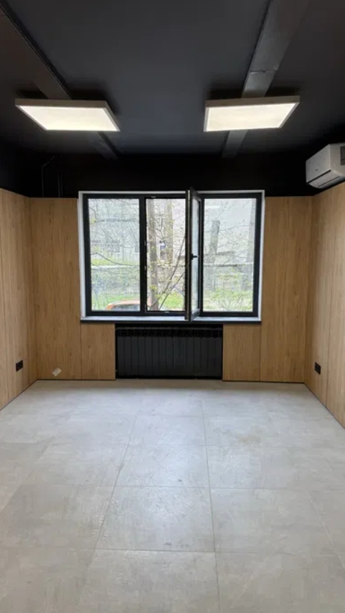 Оренда офісу 70 м², Академіка Корольова вул.