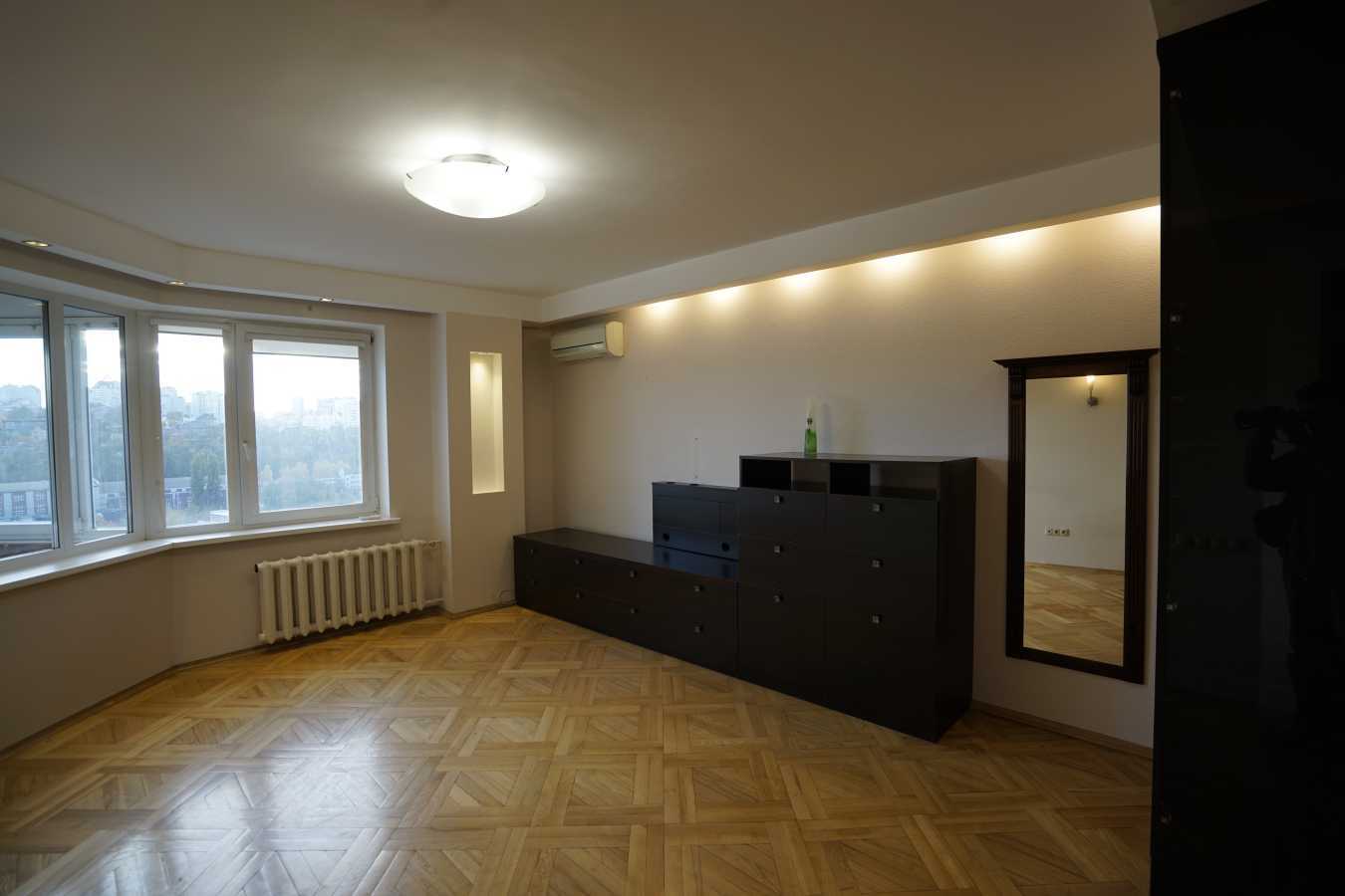 Продажа 3-комнатной квартиры 103 м², Гайдара, 27