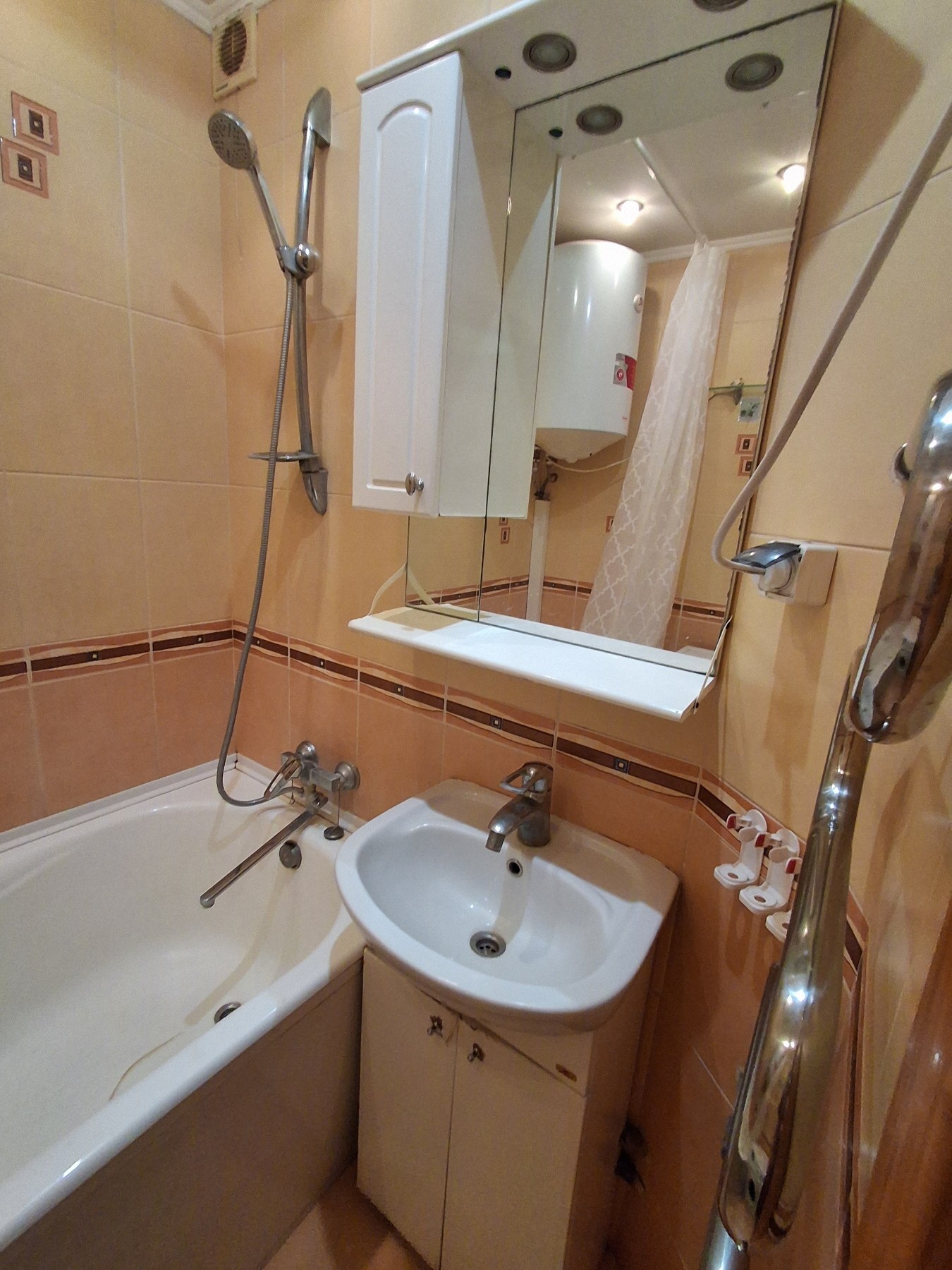 Аренда 2-комнатной квартиры 56 м², Харьковское шоссе, 168Б