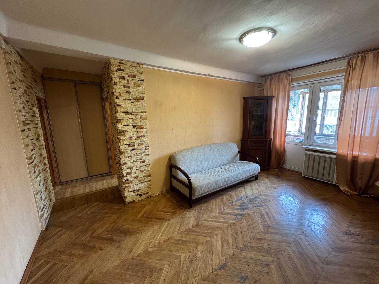 Аренда 3-комнатной квартиры 60 м², Красноткацкая ул., 22А