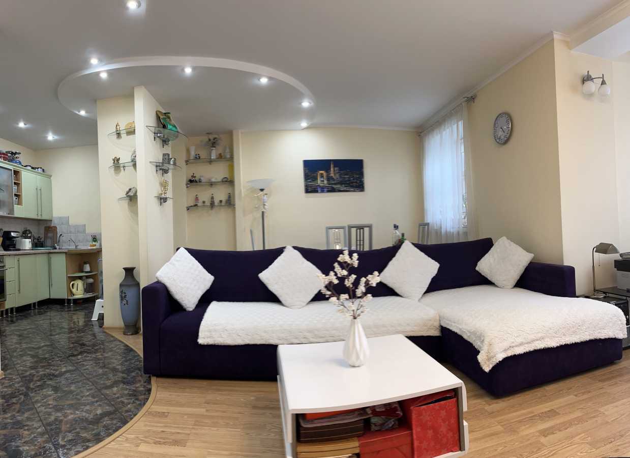 Продаж 2-кімнатної квартири 74 м², Маршала Тимошенка вул., 29